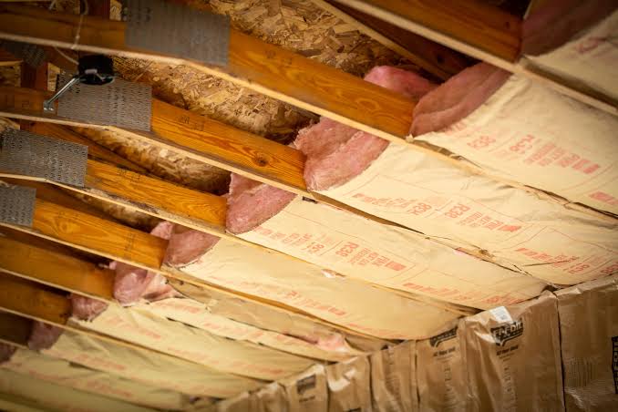 Batt Insulation Service in Texas